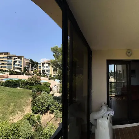 Jardins D Azur B - T2 Dans Avec Piscine Dans Le Domaine De La Coudouliere Mae-1044 Apartment