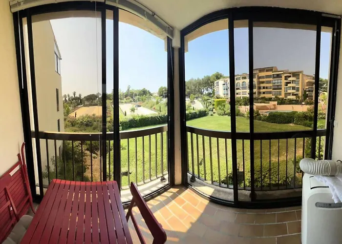 Résidence Jardins D Azur B - T2 Dans Résidence Avec Piscine Dans Le Domaine De La Coudoulière Mae-1044